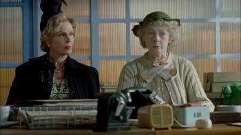 Agatha.Christies.Marple.S01E01.720p.BluRay.DD2.0.x264 TheBox.cz en.mkv snapshot 01.22.15.039