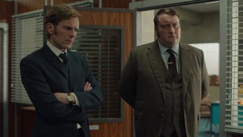 Endeavour.S07E01.1080p.BluRay.DTS.x264 SbR.cz en.mkv snapshot 01.11.03.843