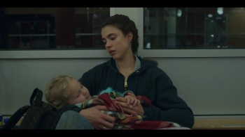 Maid.S01E01.Dollar.Store.1080p.NF.WEB DL.DDP5.1.x264 AGLET.cz en.mkv snapshot 47.08.826