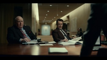 Dopesick.S01E01.First.Bottle.1080p.HULU.WEB DL.DDP5.1.H.264 FLUX.CZ EN.mkv snapshot 00.32.10.542
